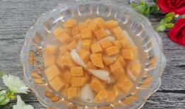 晚上吃西瓜又吃哈密瓜,西瓜与哈密瓜的完美邂逅