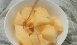 晚上吃哈密瓜失眠,揭秘夜间饮食禁忌