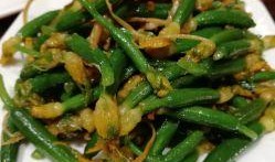 陕西小乳瓜怎么吃,陕西小乳瓜的多彩食法探索