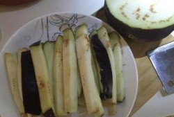 茄瓜凉拌可以吃吗