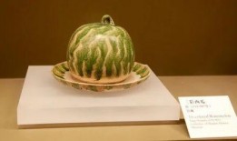 穿越到古代吃瓜系统,解锁吃瓜系统，笑看风云变幻