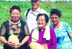 冯教授吃瓜,揭秘娱乐圈幕后真相